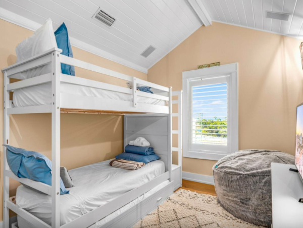 Luxurious Beach Getaway on St. George Island - Perfect for Families